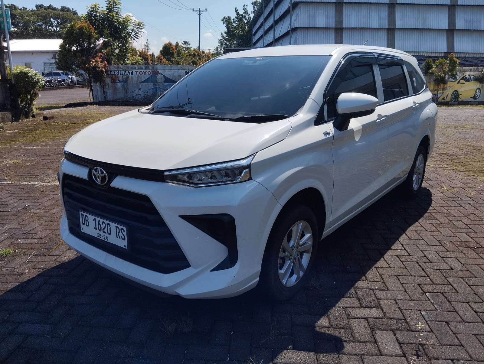 Avanza E 1.3 M/T
